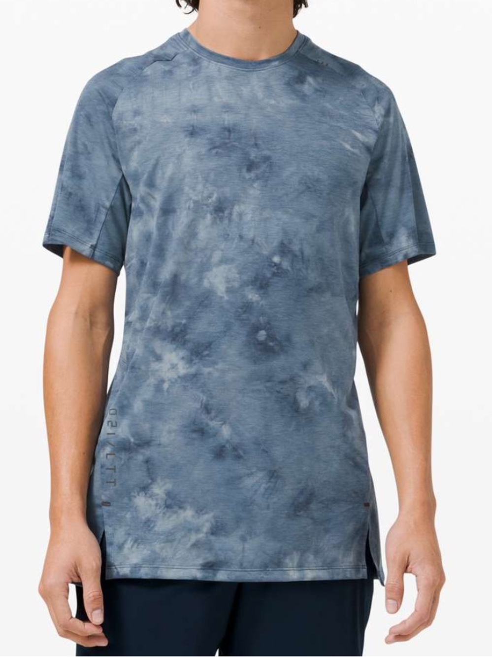Lululemon Always Agile Short Sleeve size XS Men's Shirt Blue Tie-Dye